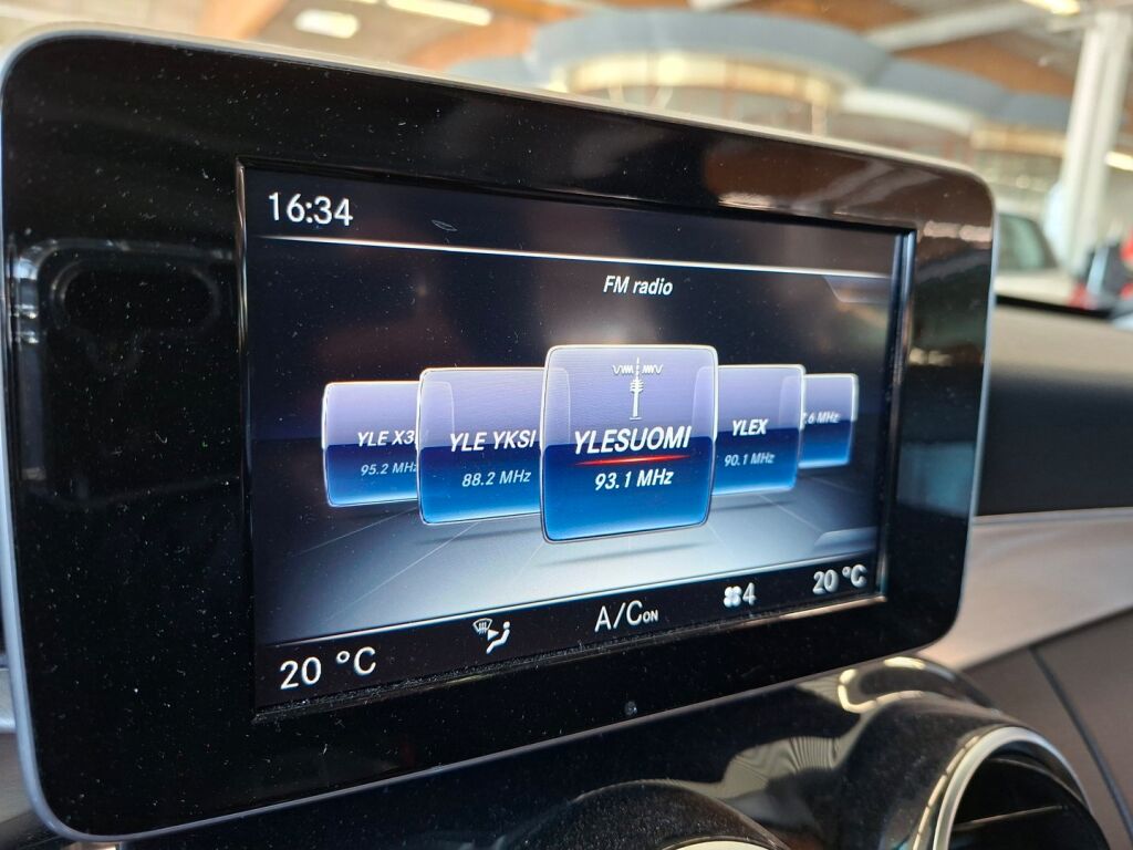 Mercedes-Benz C 2016 Sininen