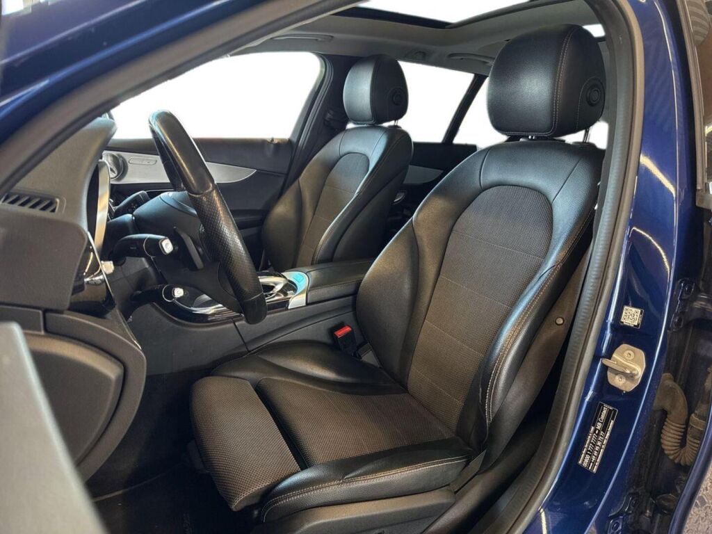 Mercedes-Benz C 2016 Sininen