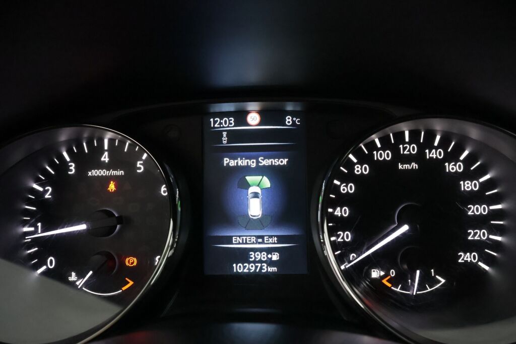 Nissan Qashqai 2016 Ruskea (beige)