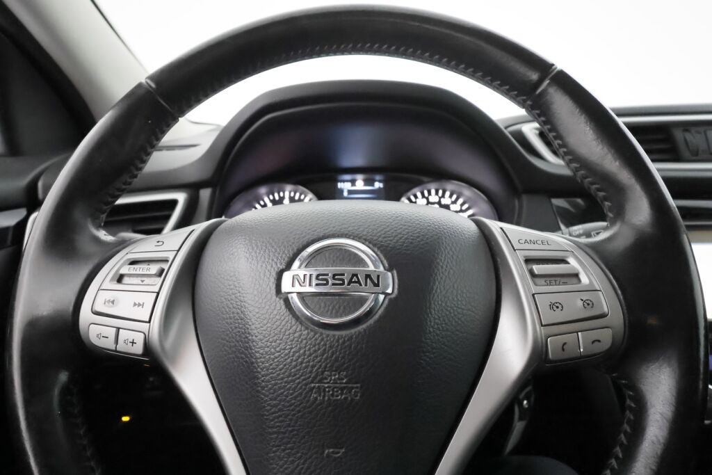 Nissan Qashqai 2016 Ruskea (beige)