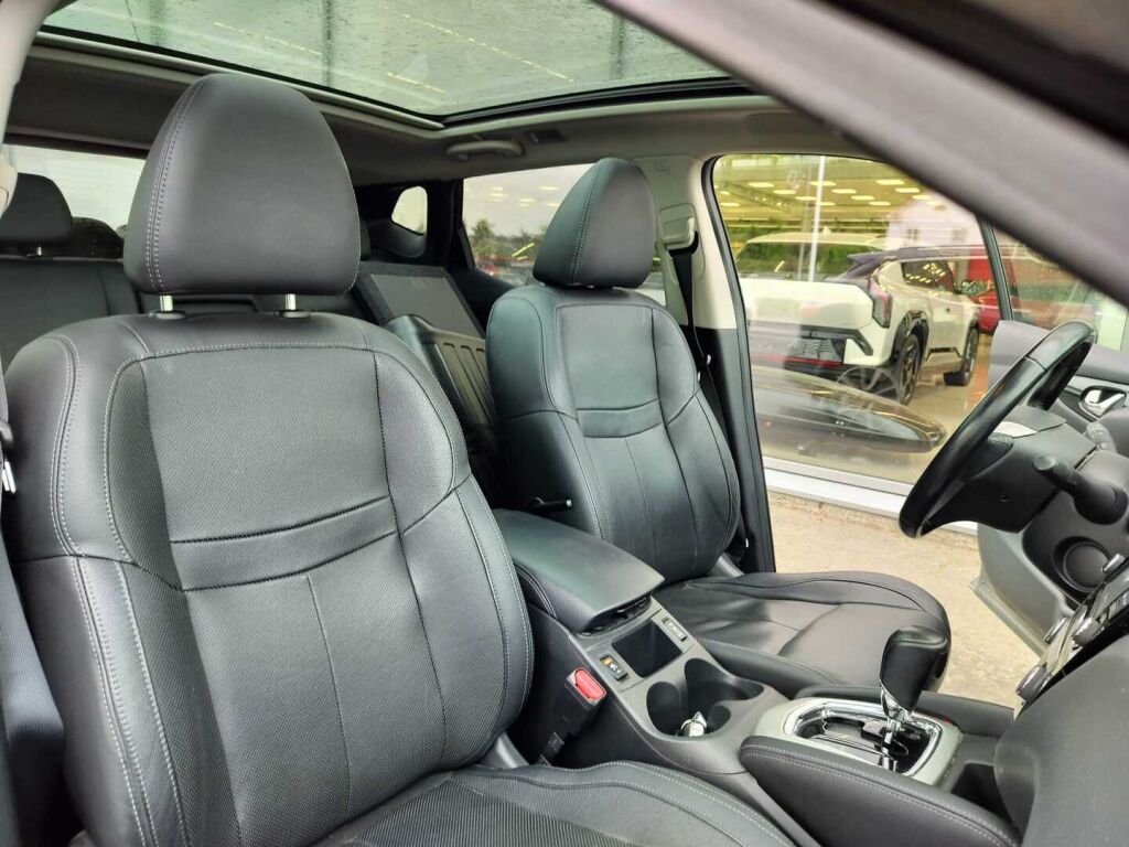 Nissan Qashqai 2016 Musta