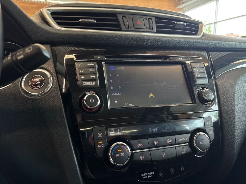 Nissan Qashqai 2016 Musta