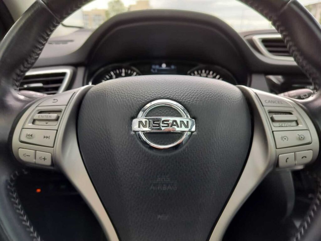 Nissan Qashqai 2016 Musta