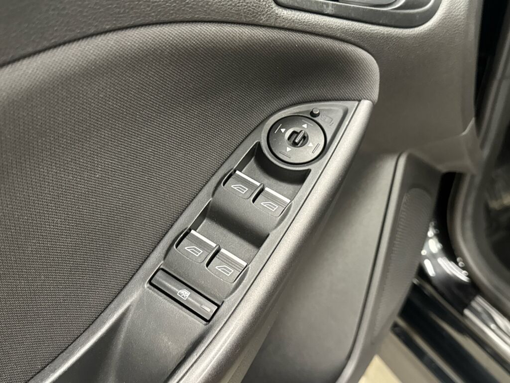 Ford Focus 2017 Musta