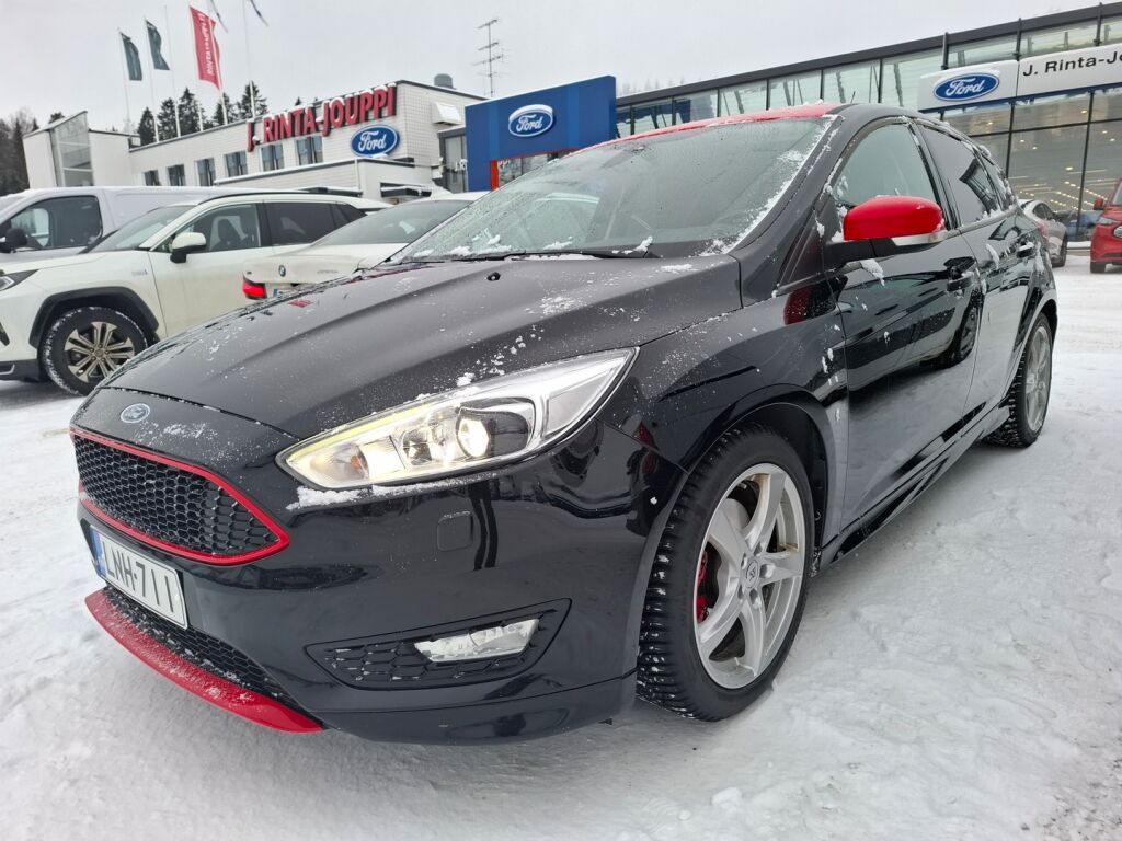 Ford Focus 2017 Musta