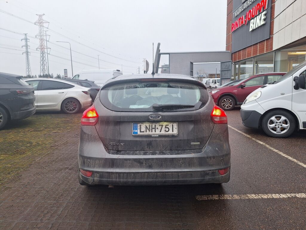 Ford Focus 2016 Harmaa