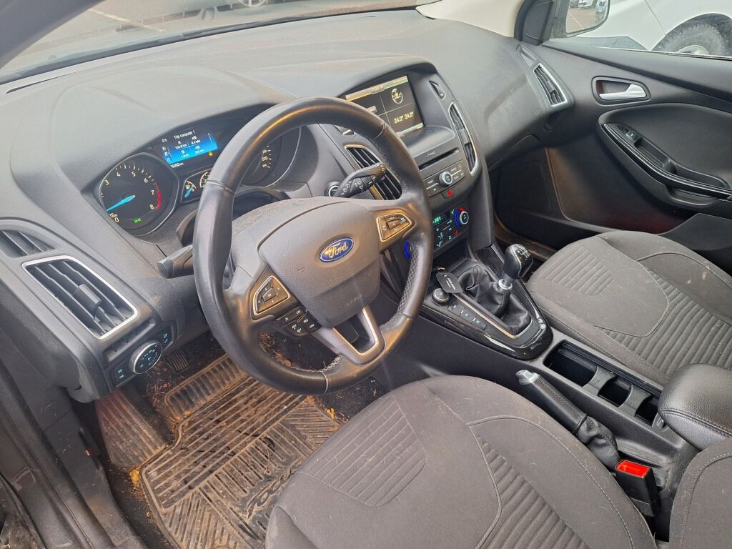 Ford Focus 2016 Harmaa