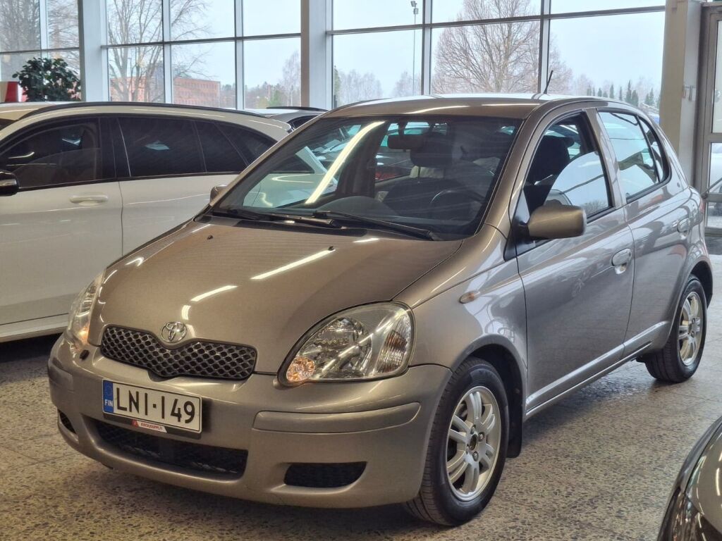 Toyota Yaris 2005 Hopea
