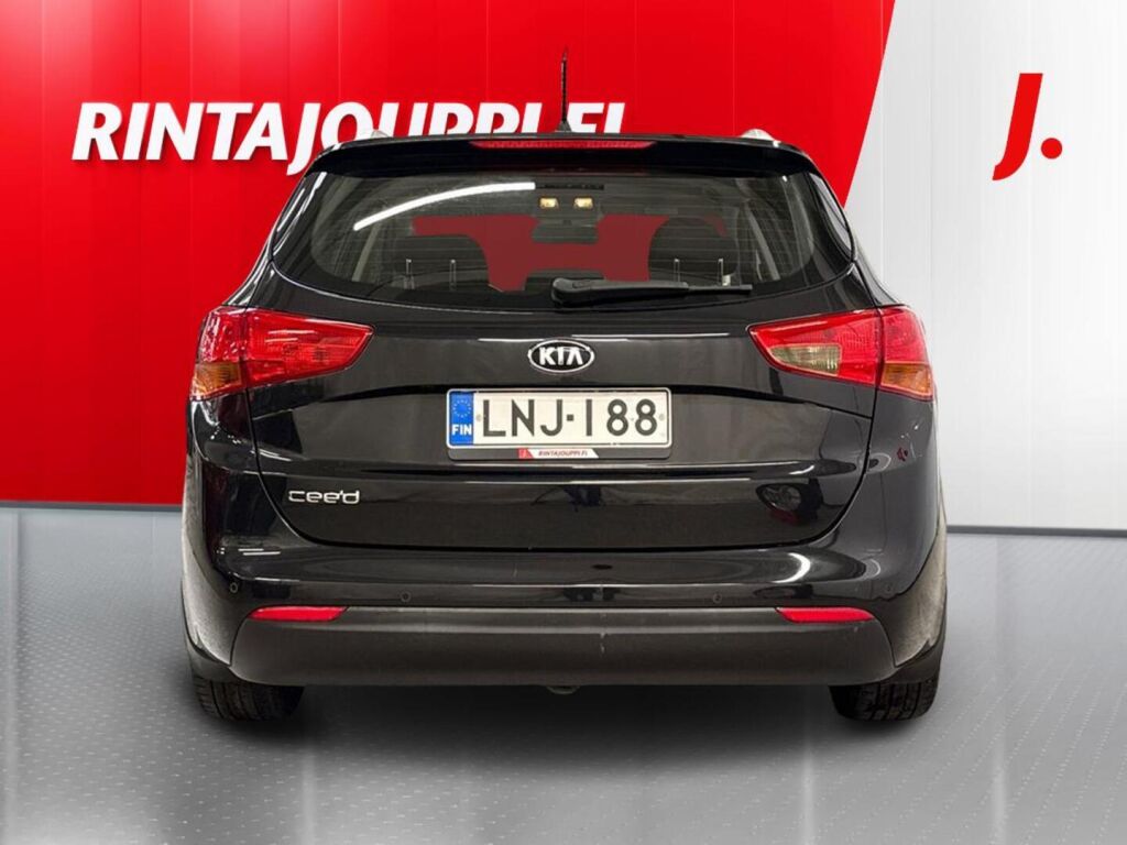 Kia Ceed 2016 Musta