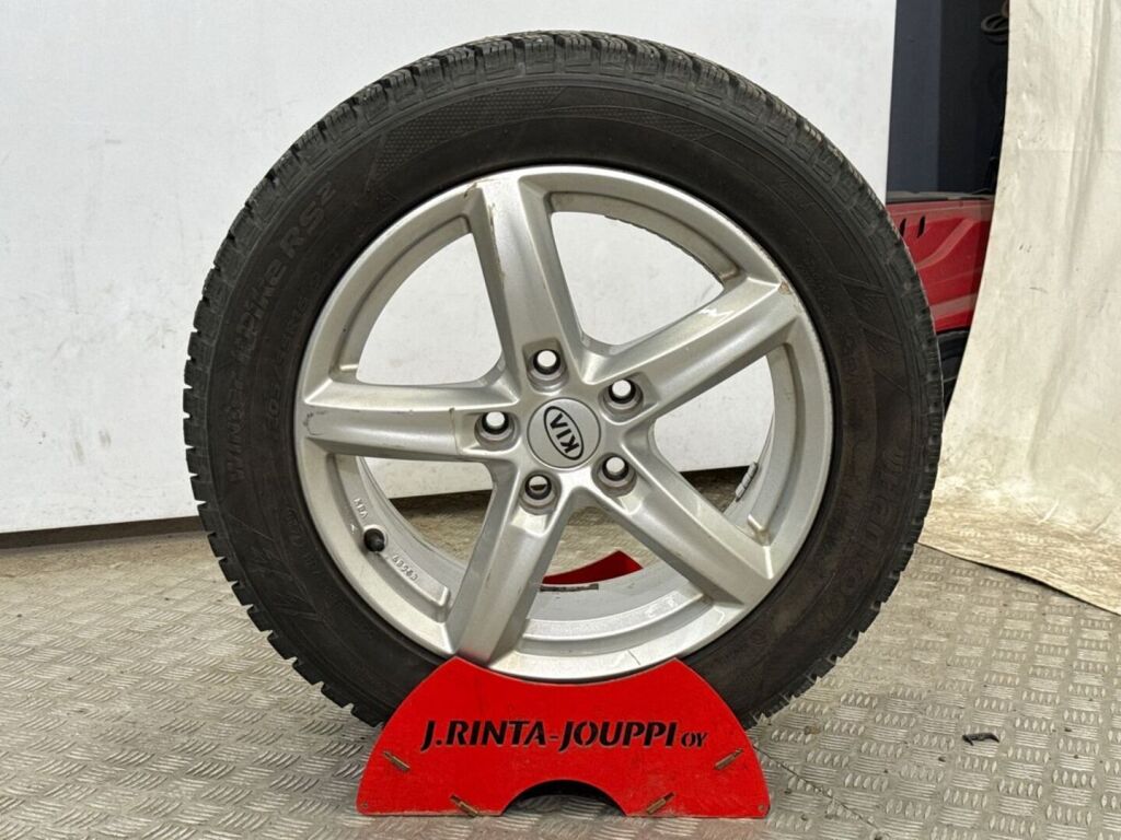 Kia Ceed 2016 Musta