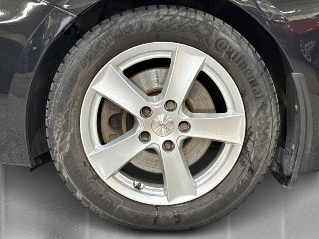 Kia Ceed 2016 Musta