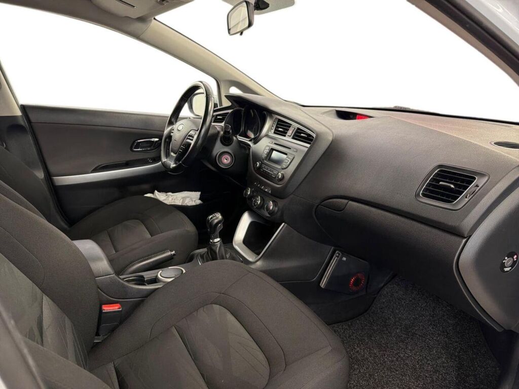 Kia Ceed 2016 Valkoinen