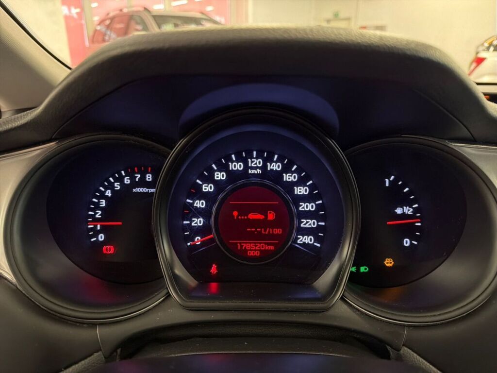 Kia Ceed 2016 Valkoinen