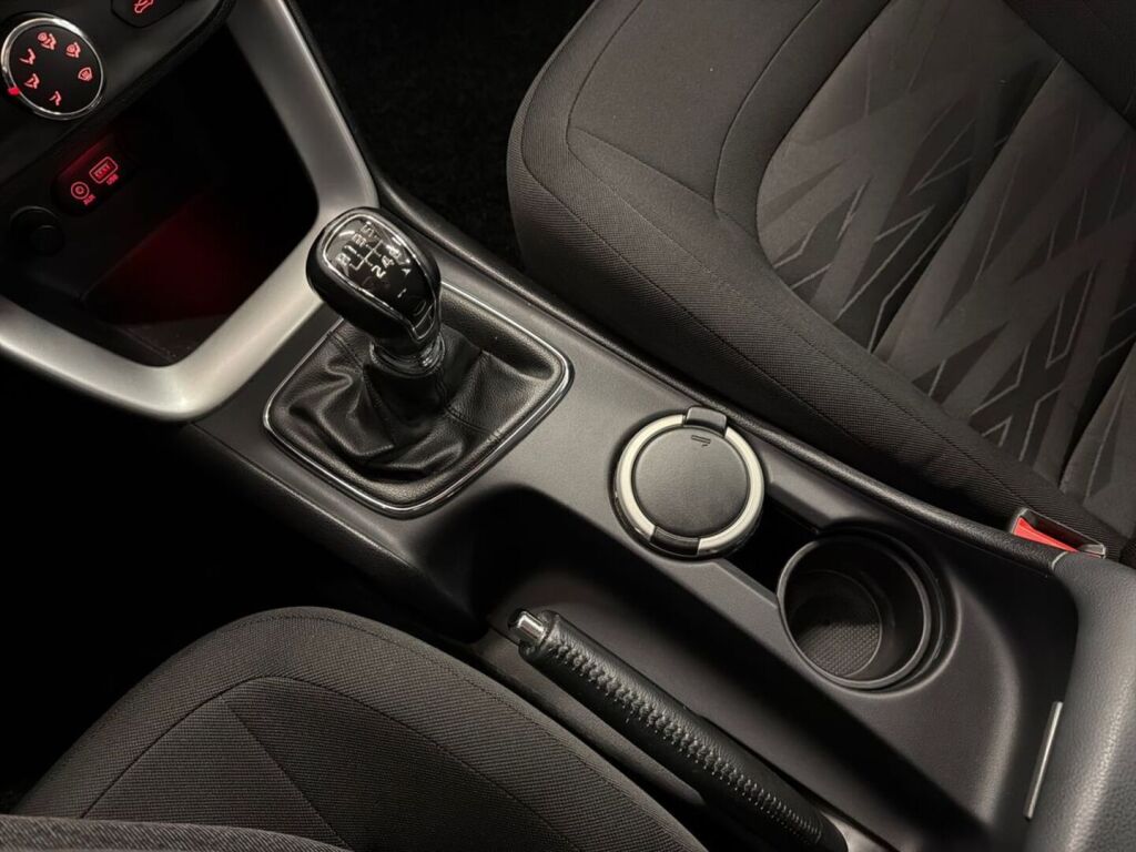 Kia Ceed 2016 Valkoinen