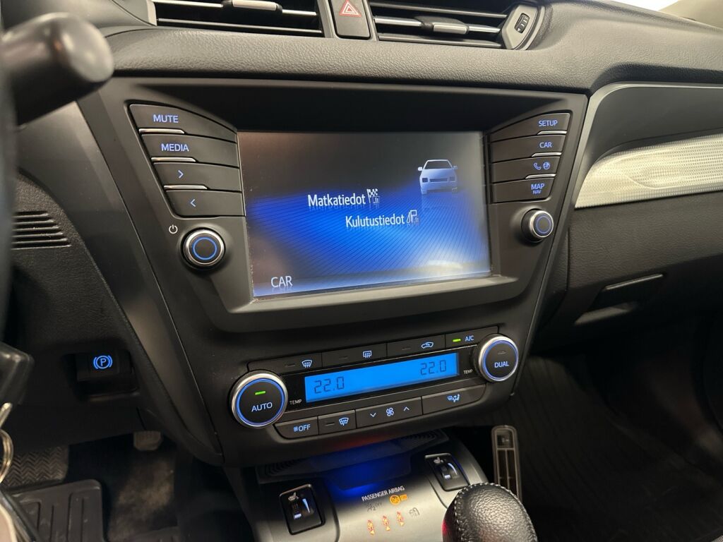 Toyota Avensis 2016 Harmaa