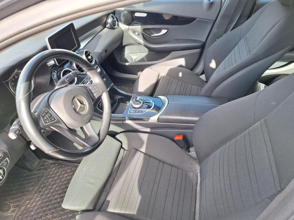 Mercedes-Benz C 2016 Harmaa