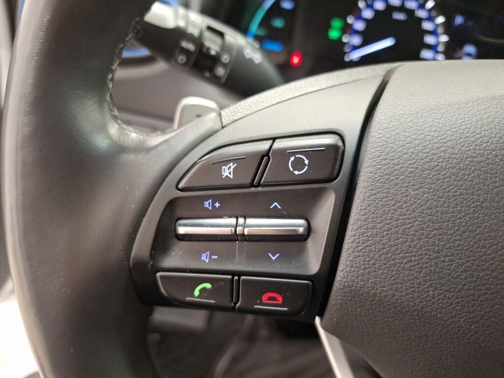 Hyundai IONIQ plug-in 2018 Valkoinen