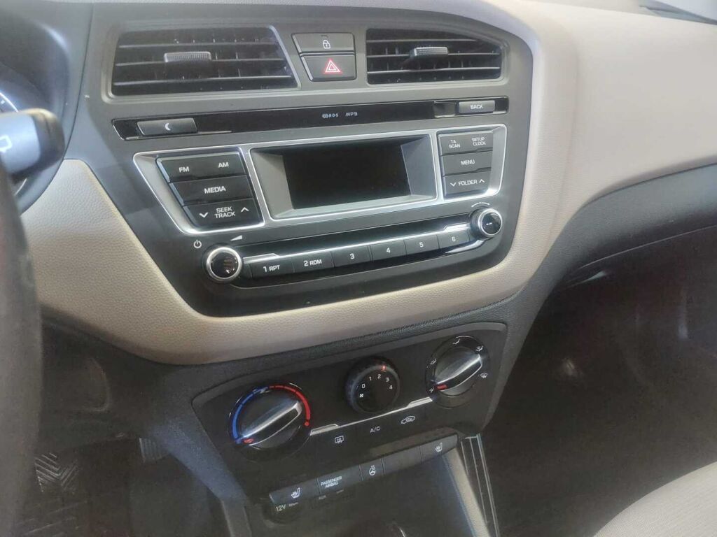 Hyundai i20 5d 2016 Oranssi