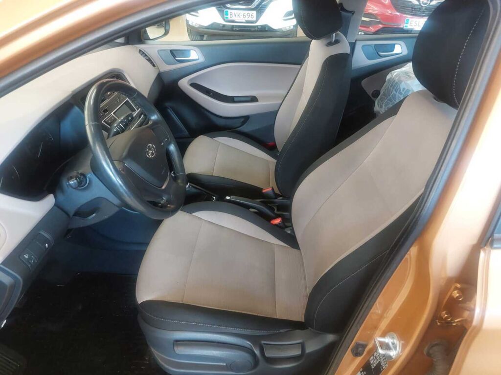 Hyundai i20 5d 2016 Oranssi