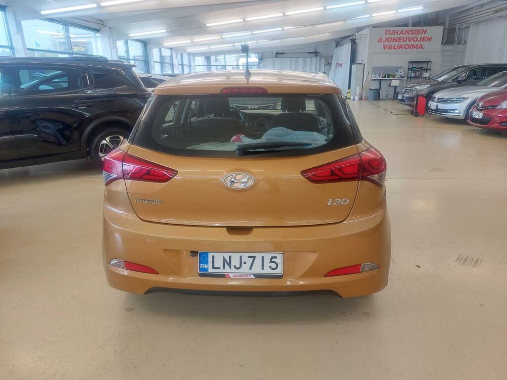 Hyundai i20 5d 2016 Oranssi