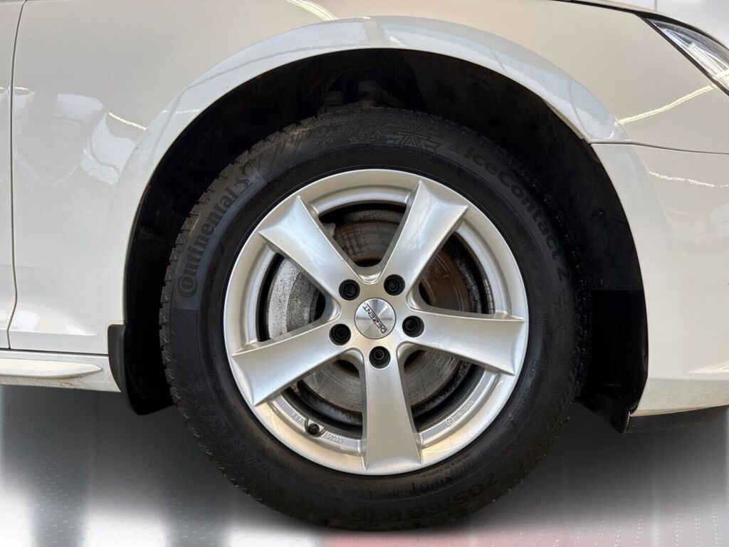 Audi A4 2016 Valkoinen