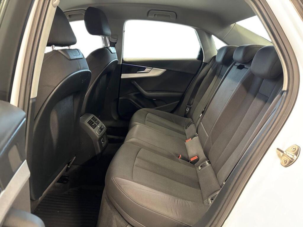 Audi A4 2016 Valkoinen