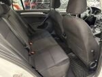 Volkswagen Golf 2016 Valkoinen