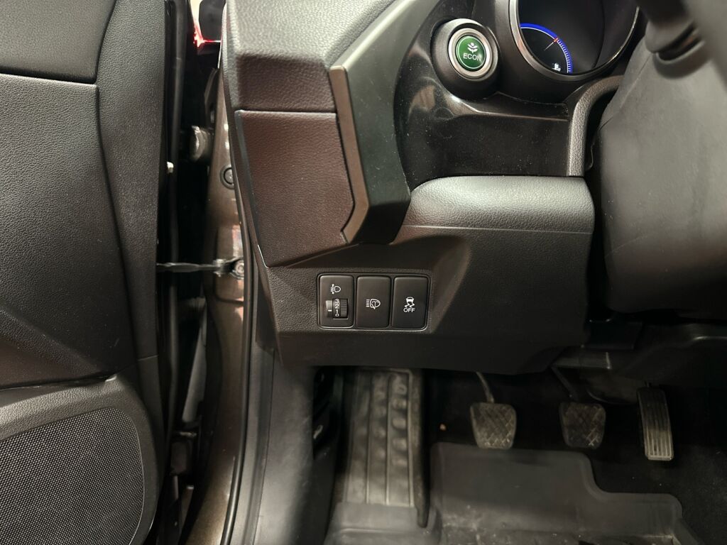 Honda Civic 2016 Ruskea (beige)