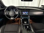 Jaguar XF 2016 Punainen