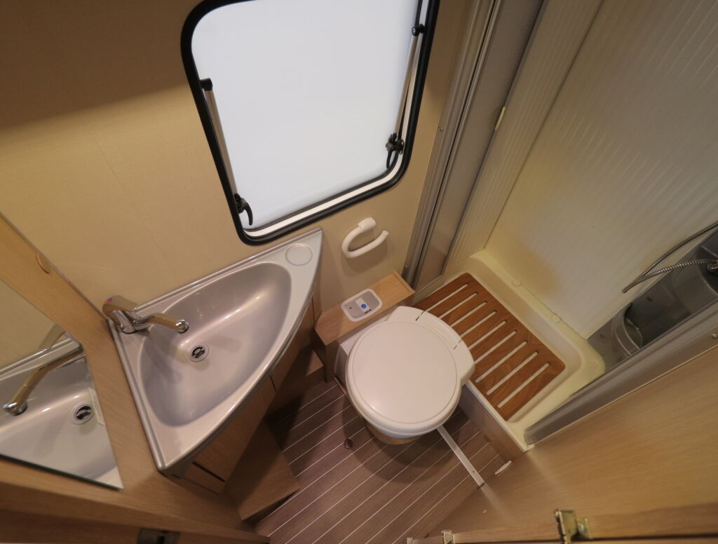 Sunlight T58 2016 Valkoinen