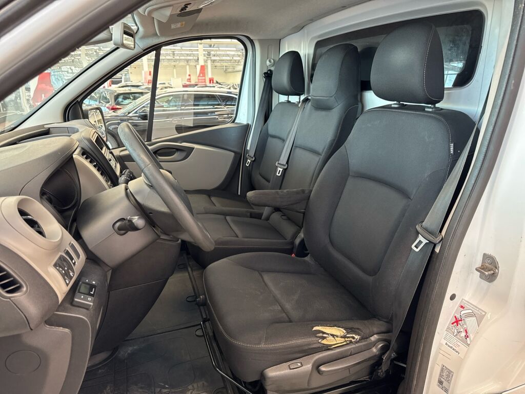 Renault Trafic 2016 Valkoinen