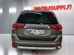 Mitsubishi Outlander PHEV 2016 Ruskea (beige)