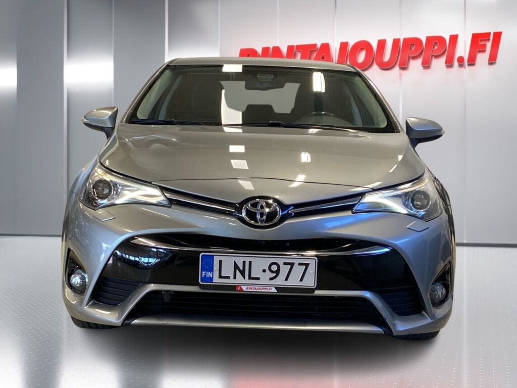 Toyota Avensis 2016 Harmaa
