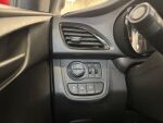 Opel Karl 2017 Punainen