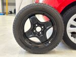Opel Karl 2017 Punainen
