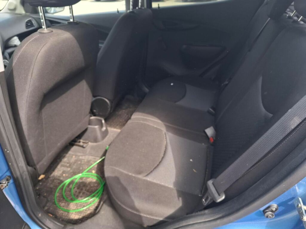 Opel Karl 2016 Sininen