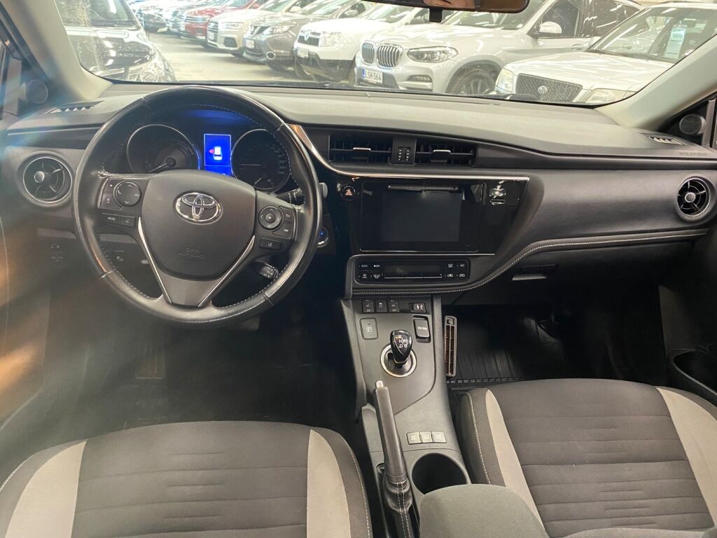 Toyota Auris 2016 Harmaa