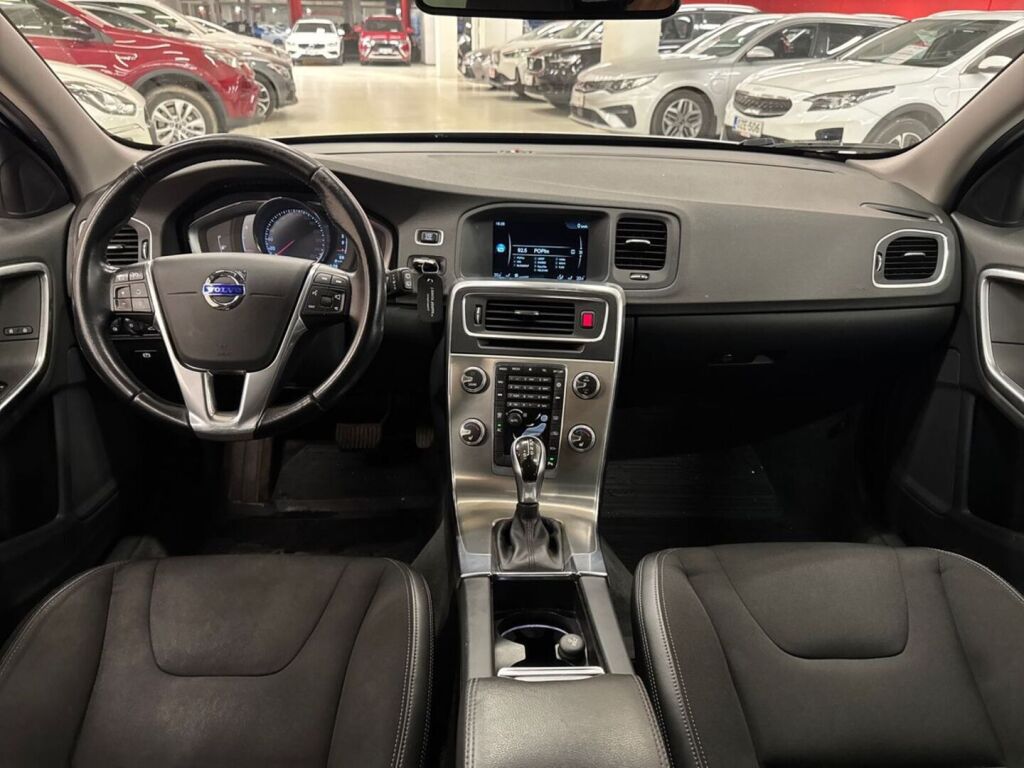Volvo V60 2016 Harmaa