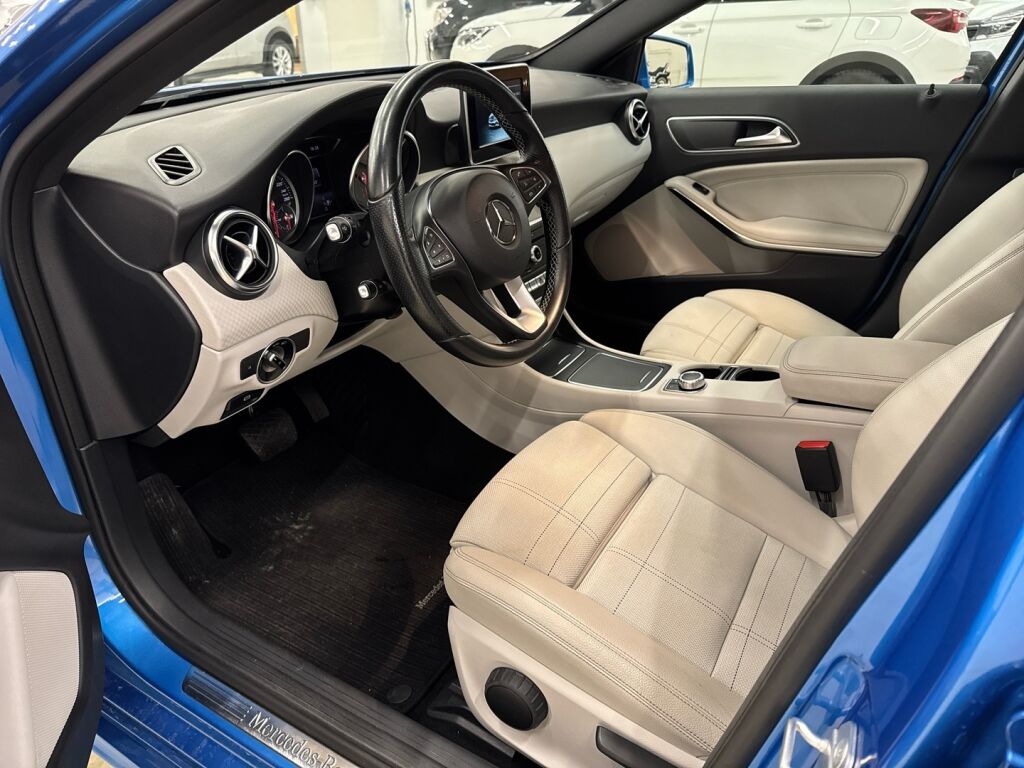 Mercedes-Benz A 2016 Sininen