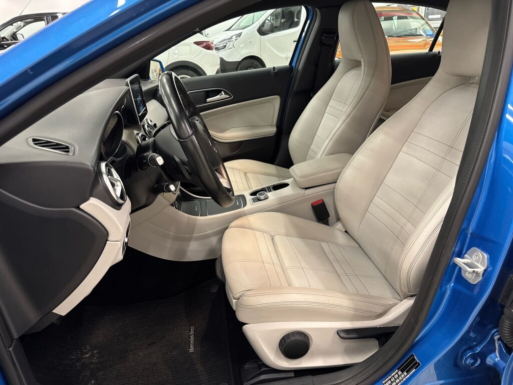 Mercedes-Benz A 2016 Sininen