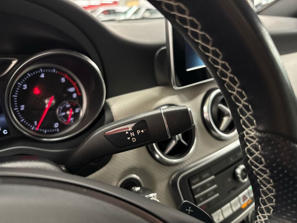 Mercedes-Benz A 2016 Sininen