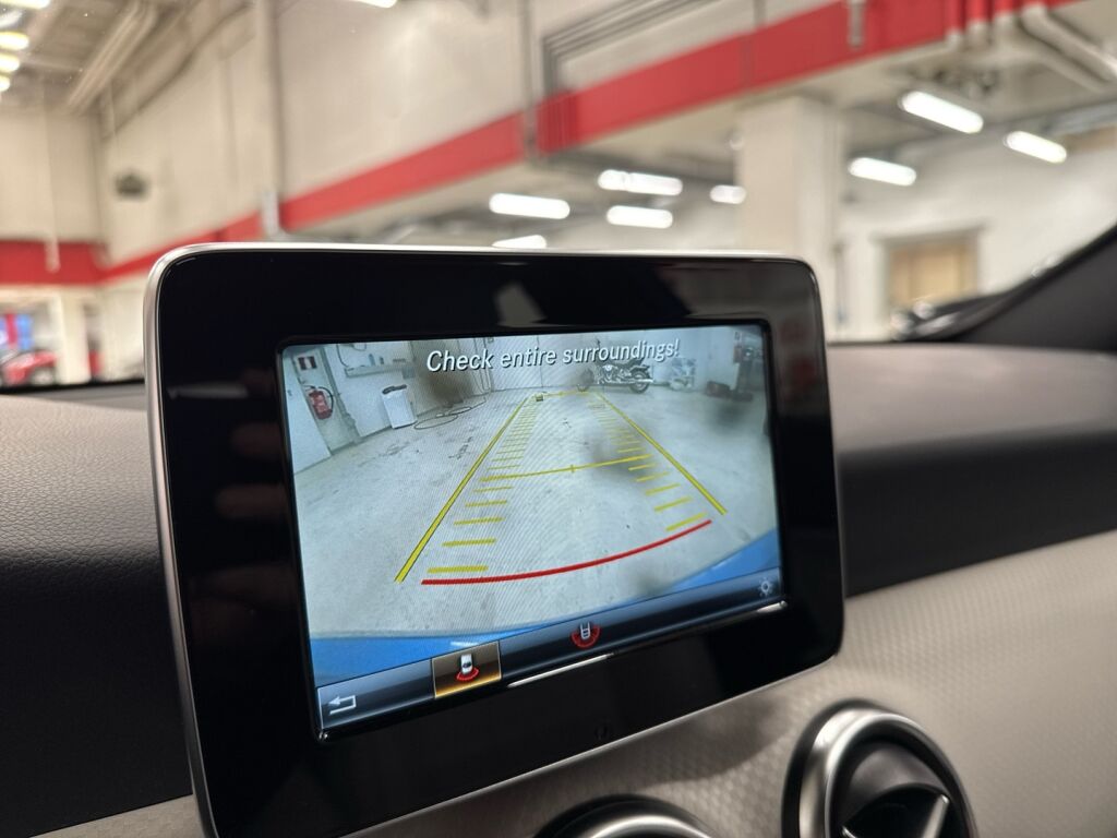 Mercedes-Benz A 2016 Sininen