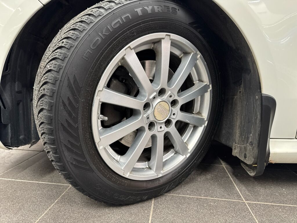 Mercedes-Benz CLA 2016 Valkoinen