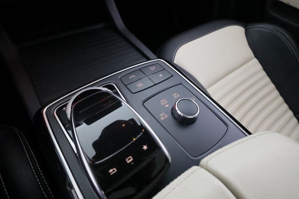 Mercedes-Benz GLE 2017 Valkoinen