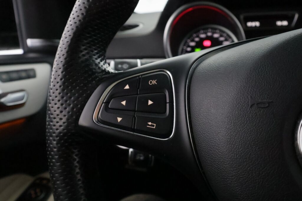 Mercedes-Benz GLE 2017 Valkoinen