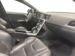 Volvo S60 Cross Country 2016 Musta