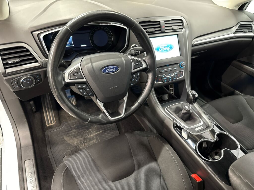 Ford Mondeo 2016 Valkoinen