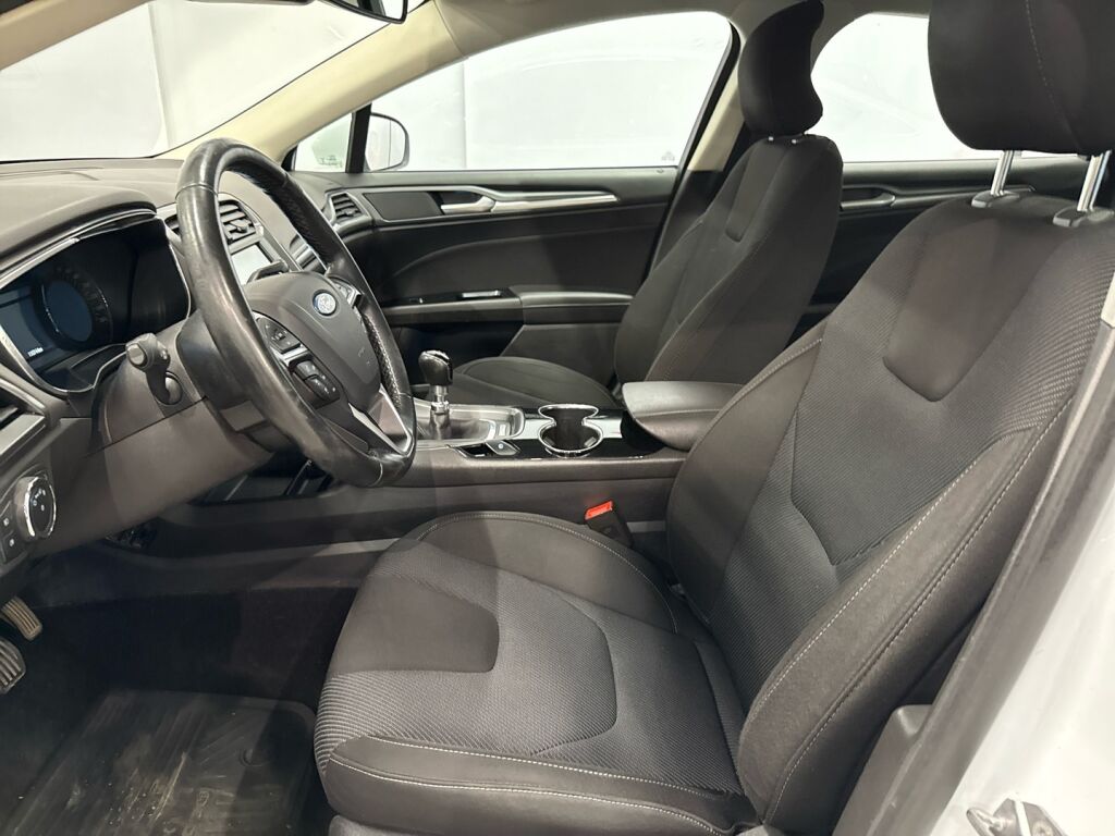 Ford Mondeo 2016 Valkoinen