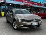 Volkswagen Passat 2016 Keltainen