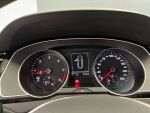 Volkswagen Passat 2016 Keltainen